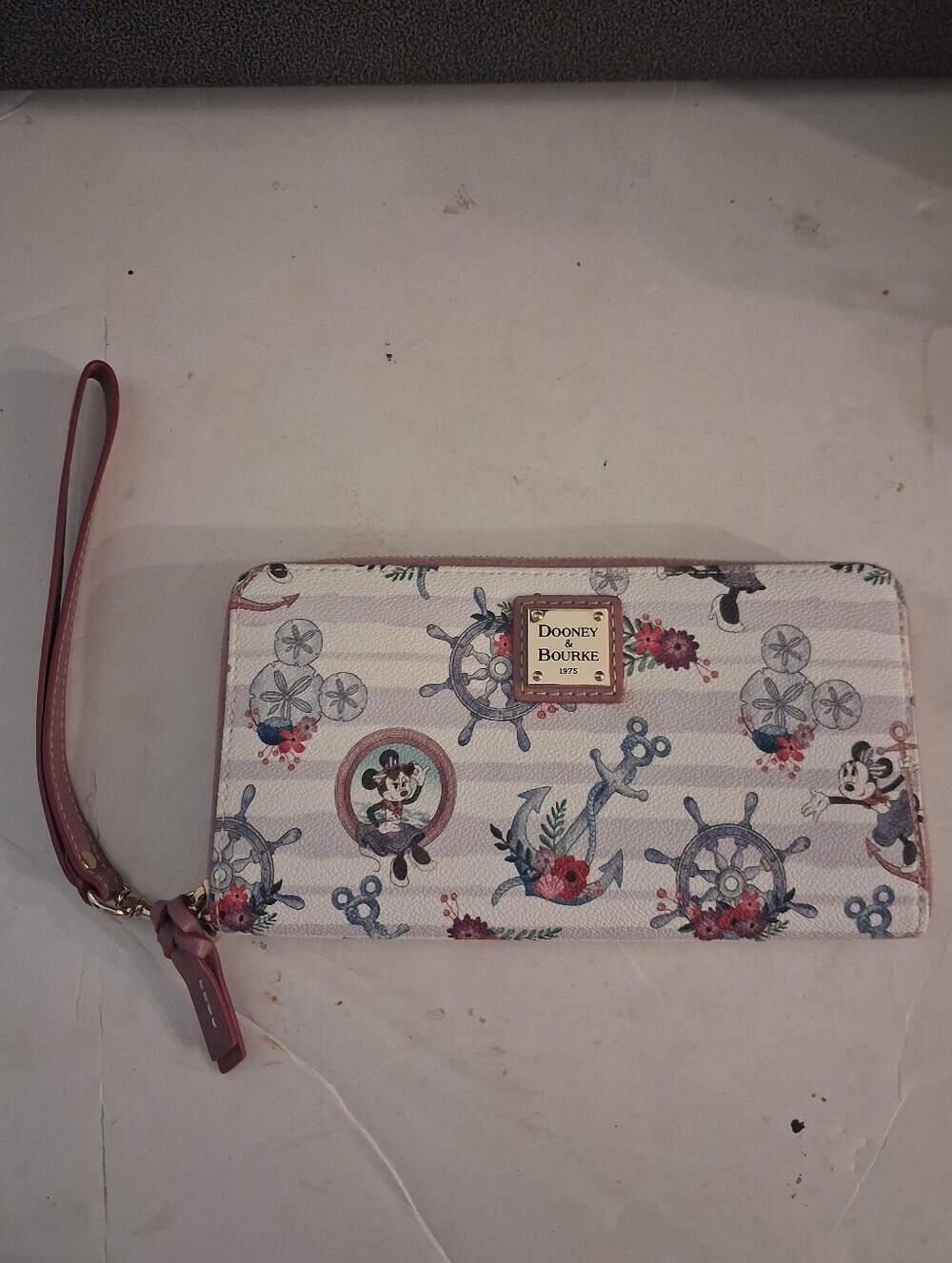 Disney Dooney and Bourke Disney Cruise Line Sailor Minnie Wallet